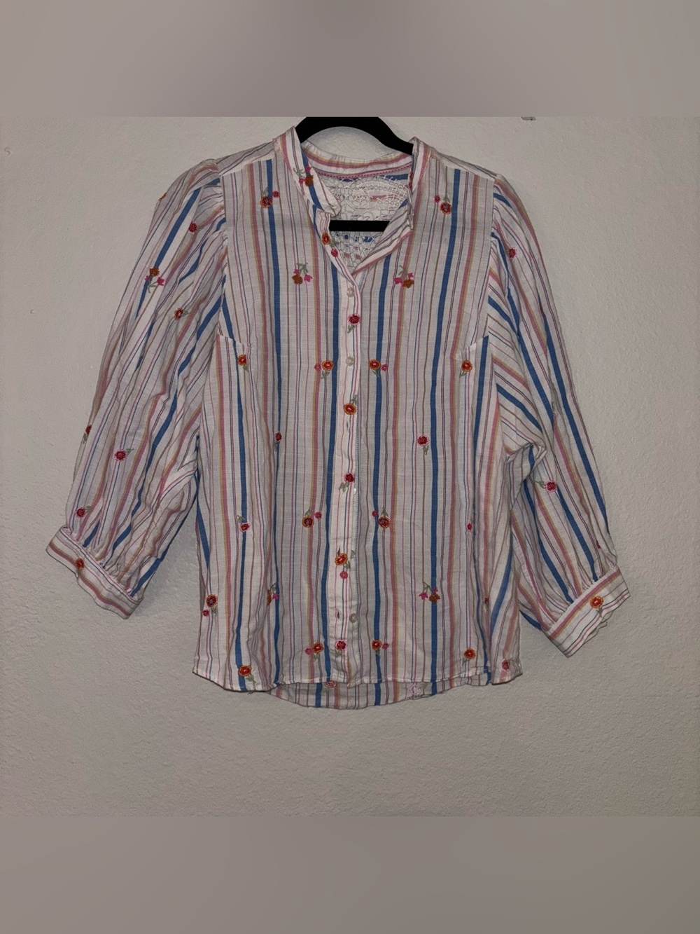 Pilcro The Bella Femme Buttondown Shirt Size L